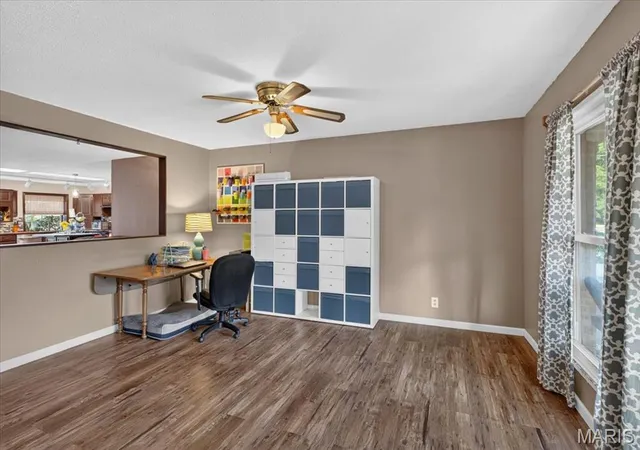 4th image of 4482 Dantonaire Pl, Saint Louis, MO 63128 | MLS# MIS26052655