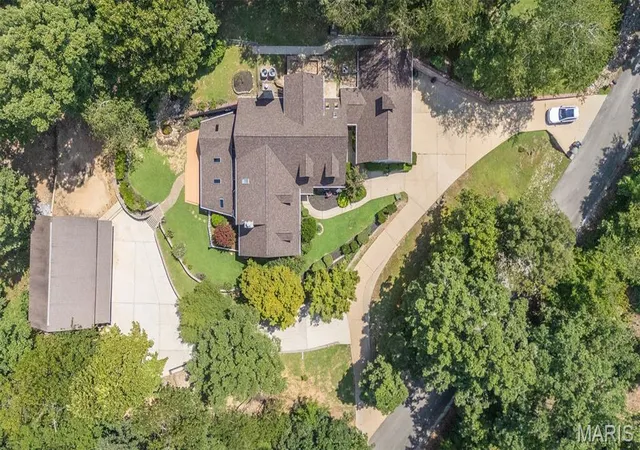 Photo 4 of Single family home for sale at 3401 Normandy, Poplar Bluff, MO 63901 | MLS# MIS26052658 | Listing updated on 2026-08-18