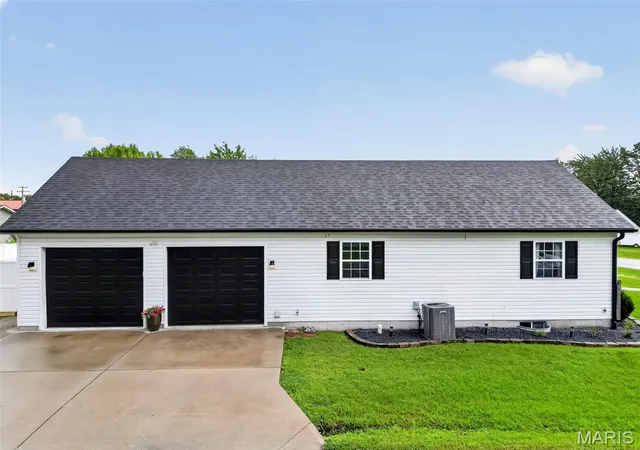 5th image of 1019 W Main St, Bowling Green, MO 63334 | MLS# MIS26052669