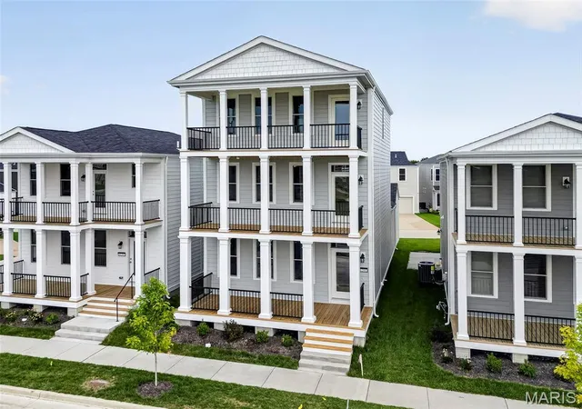 Photo 3 of Single family home for sale at 4204 Marais Temps Clair Dr, Saint Charles, MO 63301 | MLS# MIS26052678 | Listing updated on 2026-08-15