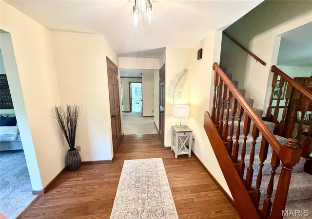Photo 4 of Single family home for sale at 5002 Circle Dr, Imperial, MO 63052 | MLS# MIS26052679 | Listing updated on 2026-10-07