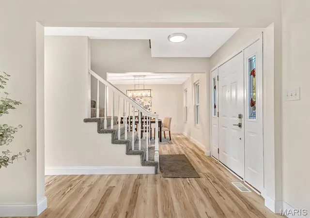 Photo 2 of Single family home for sale at 1013 S Walnut St, O Fallon, IL 62269 | MLS# MIS26052682 | Listing updated on 2026-08-24