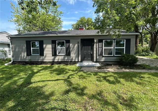 Photo 1 of Sale Pending at 607 Saint Monica Dr, East Saint Louis, IL 62206 | MLS# MIS26052688 | Listing updated on 2026-08-15