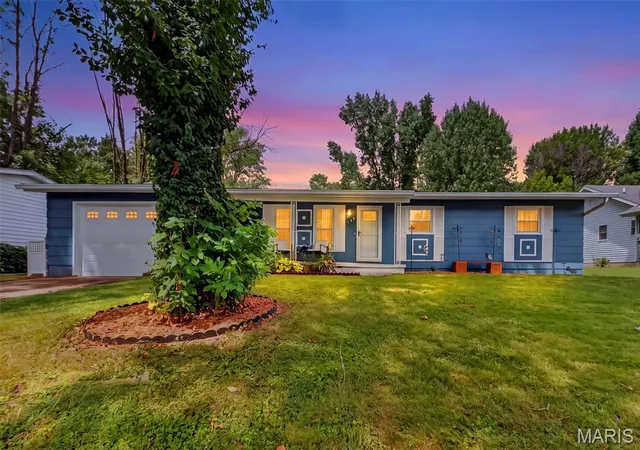 1st image of 109 Dawn Dr, Washington, MO 63090 | MLS# MIS26052710