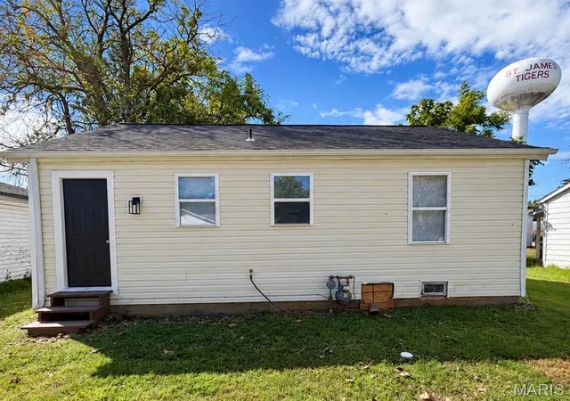 Photo 14 of Single family home for sale at 409 E Scioto St, Saint James, MO 65559 | MLS# MIS26052714 | Listing updated on 2026-09-13