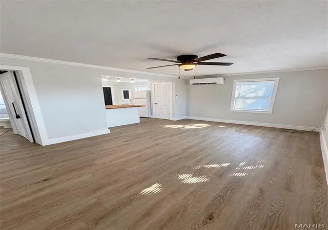 Photo 4 of Single family home for sale at 409 E Scioto St, Saint James, MO 65559 | MLS# MIS26052714 | Listing updated on 2026-09-13