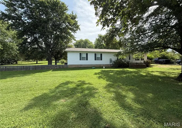 Photo 3 of Single family home for sale at 5134 Hurryville Rd, Farmington, MO 63640 | MLS# MIS26052721 | Listing updated on 2026-08-17