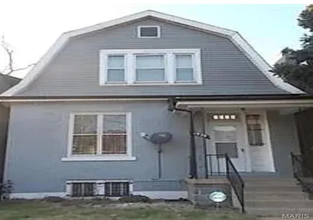 Single family home for sale at 1929 Arlington Ave, Saint Louis, MO 63112 | MLS# MIS26052728