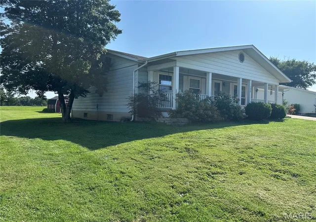 Photo 1 of Single family home for sale at 1806 Southridge Ln, Owensville, MO 65066 | MLS# MIS26052729 | Listing updated on 2026-09-03