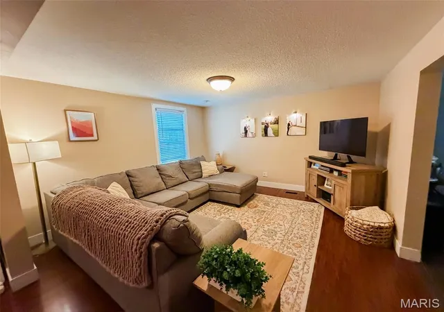 Photo 4 of Single family home for sale at 723 E Main, Greenville, IL 62246 | MLS# MIS26052739 | Listing updated on 2026-08-24