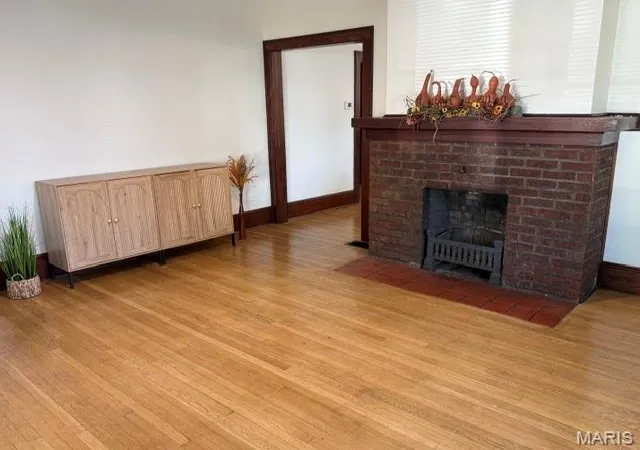 Photo 3 of Single family home for sale at 214 Shepherd Pl Pl, Hannibal, MO 63401 | MLS# MIS26052743 | Listing updated on 2026-10-20
