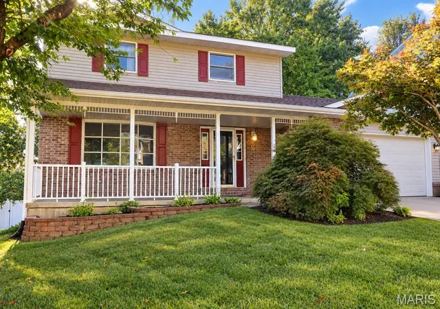 Single family home for sale at 30 Williamsburg Ln, Glen Carbon, IL 62034 | MLS# MIS26052745