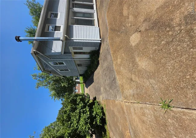Photo 3 of Single family home for sale at 3887 Stone Ridge Ct, Arnold, MO 63010 | MLS# MIS26052765 | Listing updated on 2026-09-16