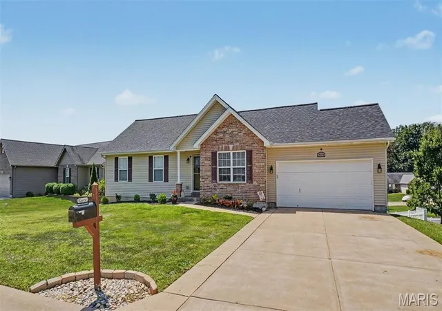 2nd image of 7034 Brooks Farm Dr, House Springs, MO 63051 | MLS# MIS26052775