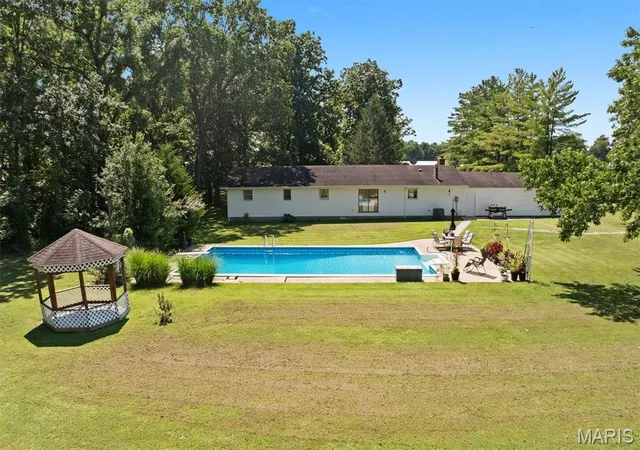 Photo 3 of Single family home for sale at 5820 E Copple Rd, Walnut Hill, IL 62893 | MLS# MIS26052780 | Listing updated on 2026-09-13