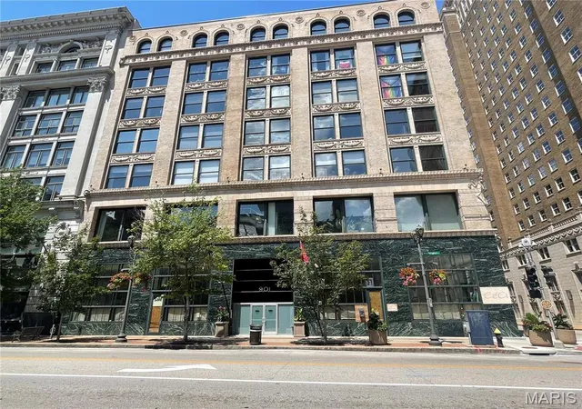 Photo 2 of Condo for sale at 901 Washington Ave #405, Saint Louis, MO 63101 | MLS# MIS26052784 | Listing updated on 2026-08-24