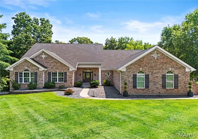 2nd image of 620 Forest Meadow Ct, Defiance, MO 63341 | MLS# MIS26052788