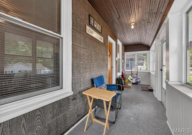 Photo 4 of Sale Pending at 2407 Hood Ave, Saint Louis, MO 63114 | MLS# MIS26052796 | Listing updated on 2026-08-23