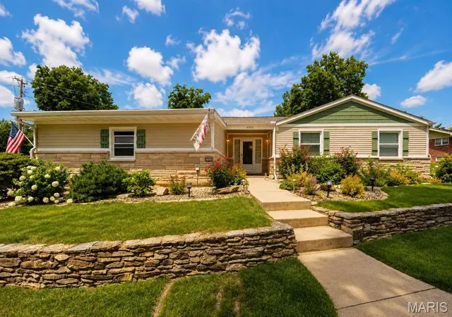 1st image of 4900 Voltaire Dr, Godfrey, IL 62035 | MLS# MIS26052801