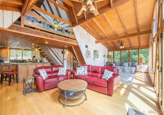 Photo 3 of Single family home for sale at 927 Trophy Woods Dr, Wright City, MO 63390 | MLS# MIS26052804 | Listing updated on 2026-09-20