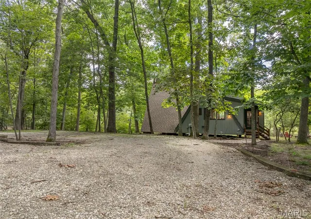 39th image of 927 Trophy Woods Dr, Wright City, MO 63390 | MLS# MIS26052804
