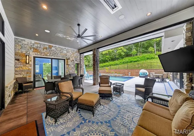 image of 19256 Saint Albans Forest Ln, Wildwood, MO 63038 | MLS# MIS26052807