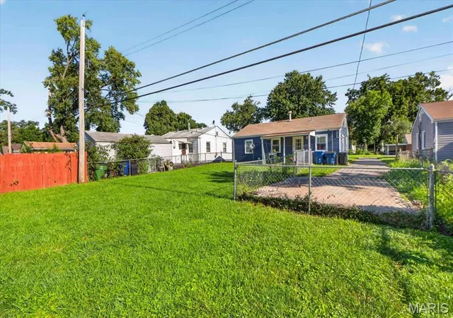 Photo 29 of Single family home for sale at 11224 Saint Clement Ln, Saint Ann, MO 63074 | MLS# MIS26052811 | Listing updated on 2026-08-28