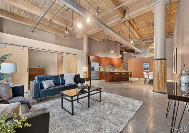 2nd image of 901 Washington Ave #205, Saint Louis, MO 63101 | MLS# MIS26052824