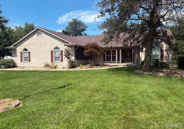 Photo 1 of Single family home for sale at 11919 Westwood Ln, Highland, IL 62249 | MLS# MIS26052828 | Listing updated on 2026-10-19