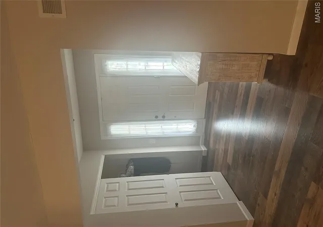 Photo 3 of Single family home for sale at 991 Reddington Oaks Ct, Saint Charles, MO 63304 | MLS# MIS26052839 | Listing updated on 2026-09-02