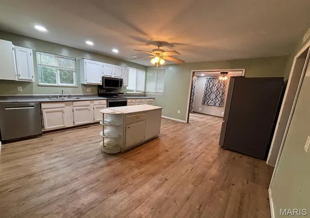 Photo 3 of Single family home for sale at 315 N Center St, Hunnewell, MO 63443 | MLS# MIS26052841 | Listing updated on 2026-10-06