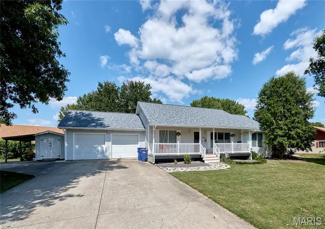 Photo 2 of Sale Pending at 1020 Judy Ln, Troy, MO 63379 | MLS# MIS26052853 | Listing updated on 2026-09-04