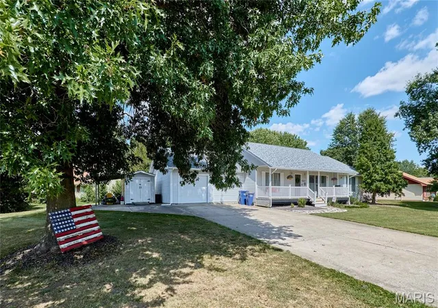 Photo 3 of Sale Pending at 1020 Judy Ln, Troy, MO 63379 | MLS# MIS26052853 | Listing updated on 2026-09-04