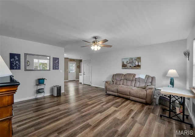 2nd image of 100 Harris Dr, Sikeston, MO 63801 | MLS# MIS26052869