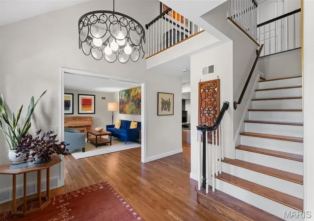 Photo 3 of Single family home for sale at 406 Magna Carta Dr, Saint Louis, MO 63141 | MLS# MIS26052870 | Listing updated on 2026-09-14