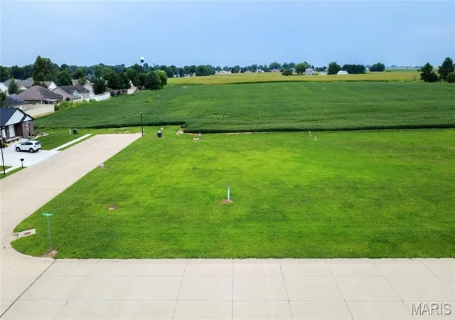 2nd image of 801 N Roosevelt St, New Baden, IL 62265 | MLS# MIS26052876