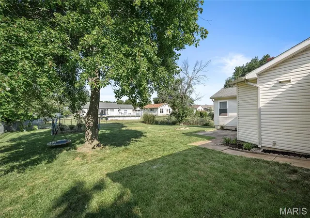 Photo 16 of Single family home for sale at 1157 Spencer Rd, Saint Peters, MO 63376 | MLS# MIS26052877 | Listing updated on 2026-09-13