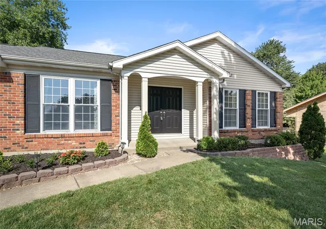 Photo 2 of Single family home for sale at 1157 Spencer Rd, Saint Peters, MO 63376 | MLS# MIS26052877 | Listing updated on 2026-09-13
