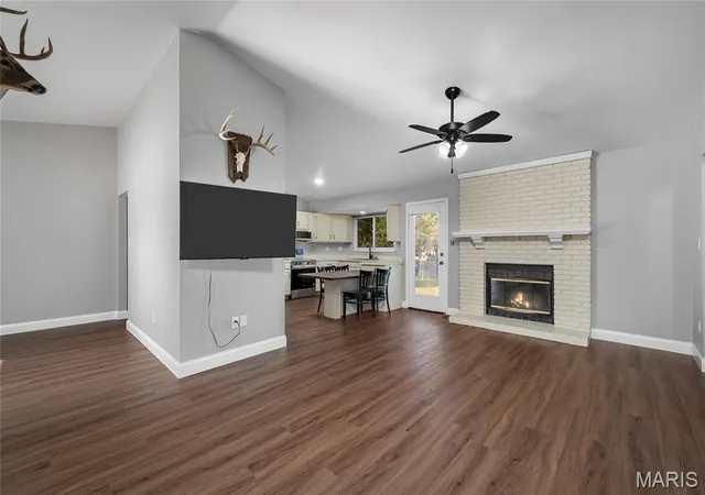 Photo 2 of Single family home for sale at 1157 Spencer Rd, Saint Peters, MO 63376 | MLS# MIS26052877 | Listing updated on 2026-09-13