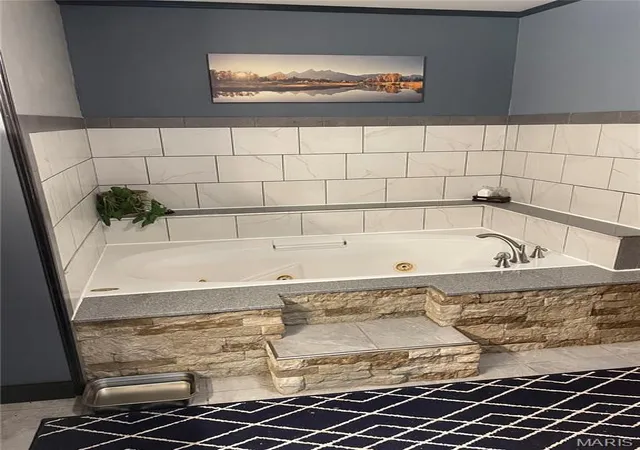 Photo 2 of Single family home for sale at 3337 Sand Rd, Edwardsville, IL 62025 | MLS# MIS26052906 | Listing updated on 2026-09-07