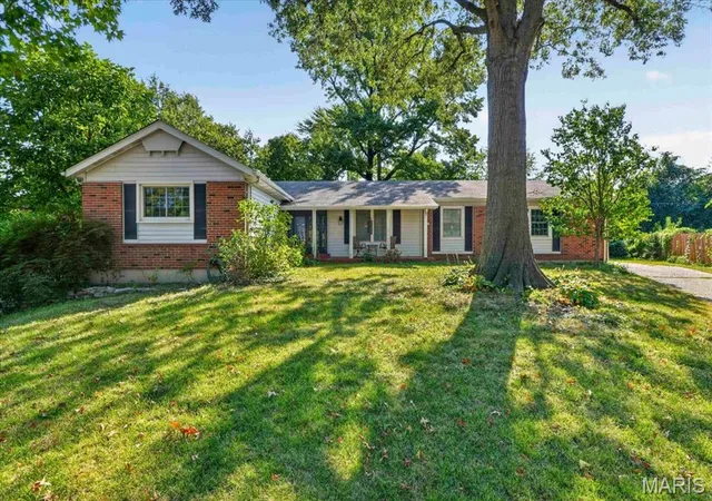 Single family home for sale at 2952 New Castle Dr, Florissant, MO 63033 | MLS# MIS26052913
