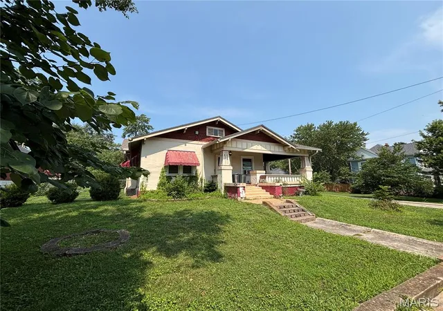 Photo 2 of Single family home for sale at 129 Church St, Bonne Terre, MO 63628 | MLS# MIS26052919 | Listing updated on 2026-08-20