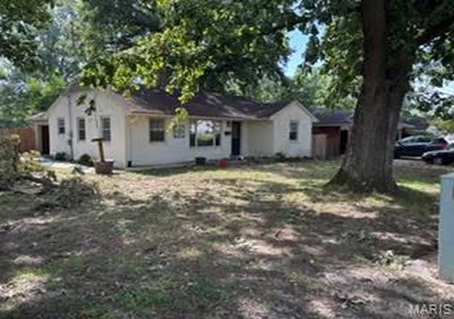 Photo 2 of Single family home for sale at 1652 N Main St, Cape Girardeau, MO 63701 | MLS# MIS26052925 | Listing updated on 2026-08-21