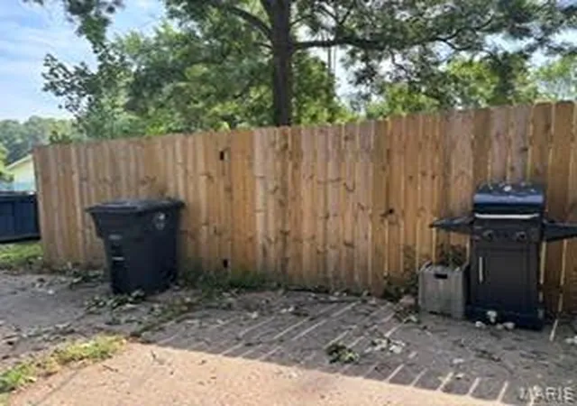 Photo 3 of Single family home for sale at 1652 N Main St, Cape Girardeau, MO 63701 | MLS# MIS26052925 | Listing updated on 2026-08-21