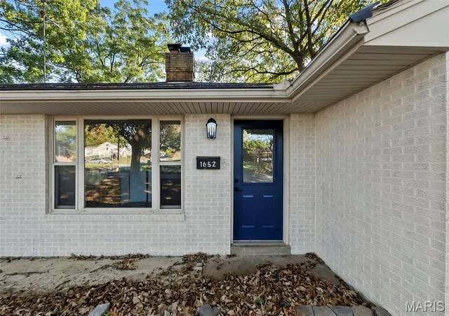 Photo 3 of Single family home for sale at 1652 N Main St, Cape Girardeau, MO 63701 | MLS# MIS26052925 | Listing updated on 2026-10-22