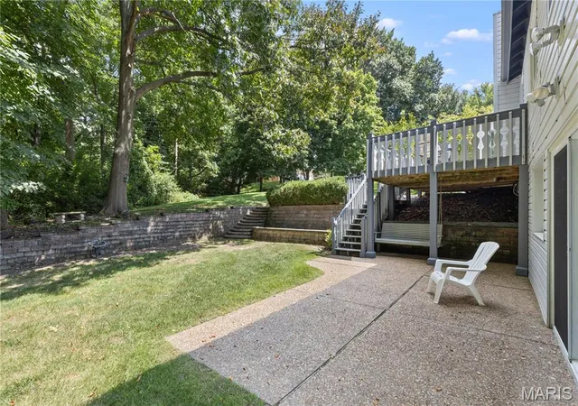 Photo 3 of Sale Pending at 71 Riverwood Estates Blvd, Hazelwood, MO 63031 | MLS# MIS26052942 | Listing updated on 2026-09-01
