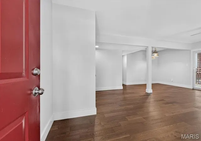 Photo 4 of Condo for sale at 8816 Eager Rd, Saint Louis, MO 63144 | MLS# MIS26052944 | Listing updated on 2026-09-24
