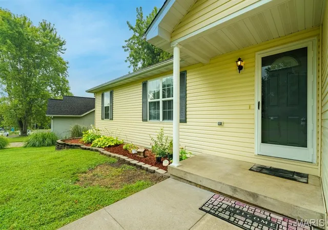 2nd image of 573 Maplewood Dr, Rolla, MO 65401 | MLS# MIS26052958