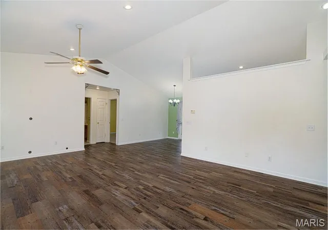 3rd image of 573 Maplewood Dr, Rolla, MO 65401 | MLS# MIS26052958