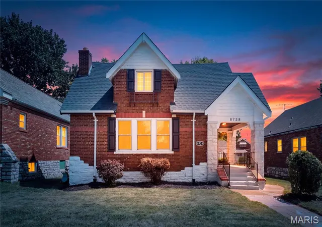 Photo 1 of Sale Pending at 8738 Partridge Ave, St Louis, MO 63147 | MLS# MIS26052960 | Listing updated on 2026-10-13